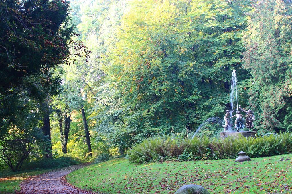 Schlosshotel Burg Schlitz Hohen Demzin Exterior foto